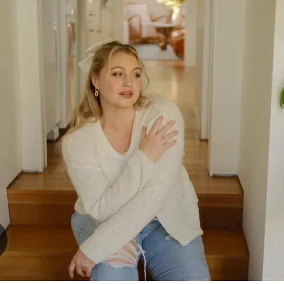 Smash & Tess Iskra Lawrence collab keep it cute cardigan - Picture 3 of 7
